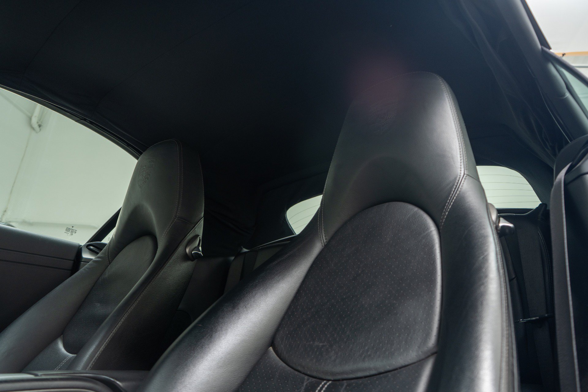 Used 2005 Porsche 911 Carrera RWD image 37