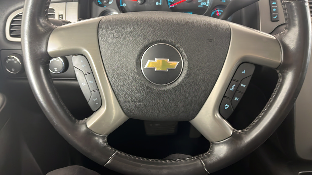 Used 2013 Chevrolet Silverado 1500 LTZ w/ LTZ White Diamond Edition AWD/4WD image 20