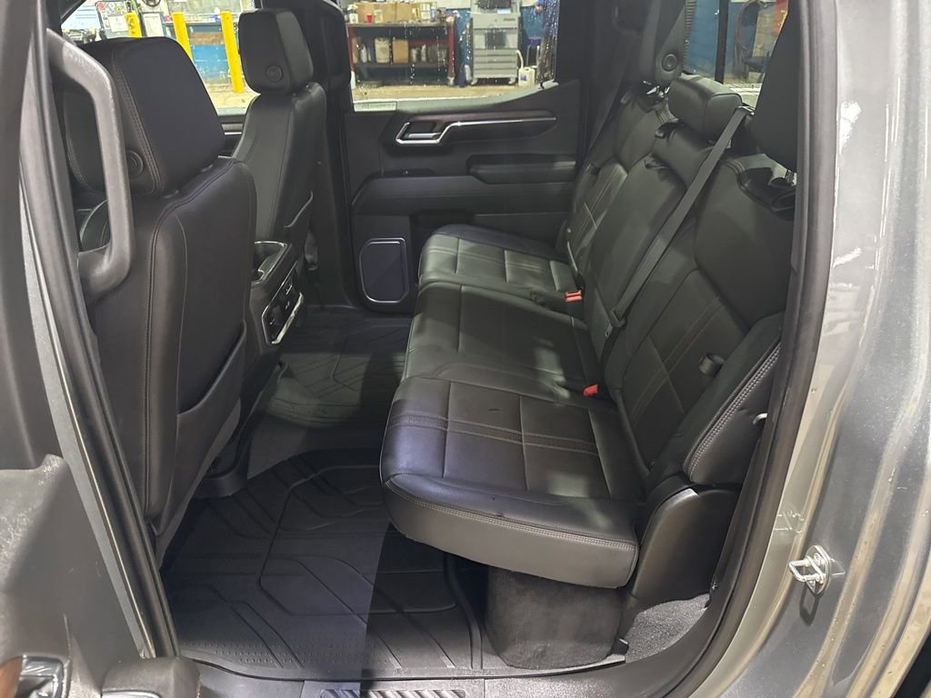 Used 2023 Chevrolet Silverado 1500 High Country w/ LPO, Dark Essentials Package image 34