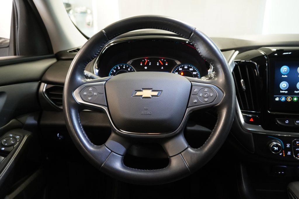 Used 2021 Chevrolet Traverse LT image 18