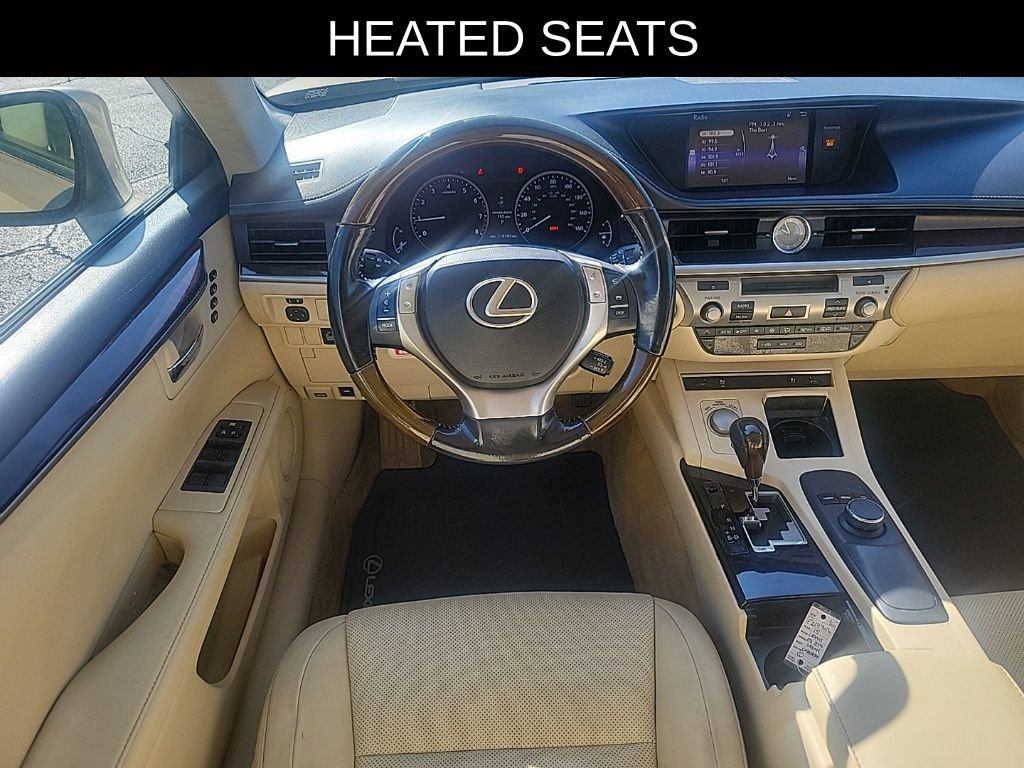 Used 2015 Lexus ES 350 w/ Premium Package FWD image 8