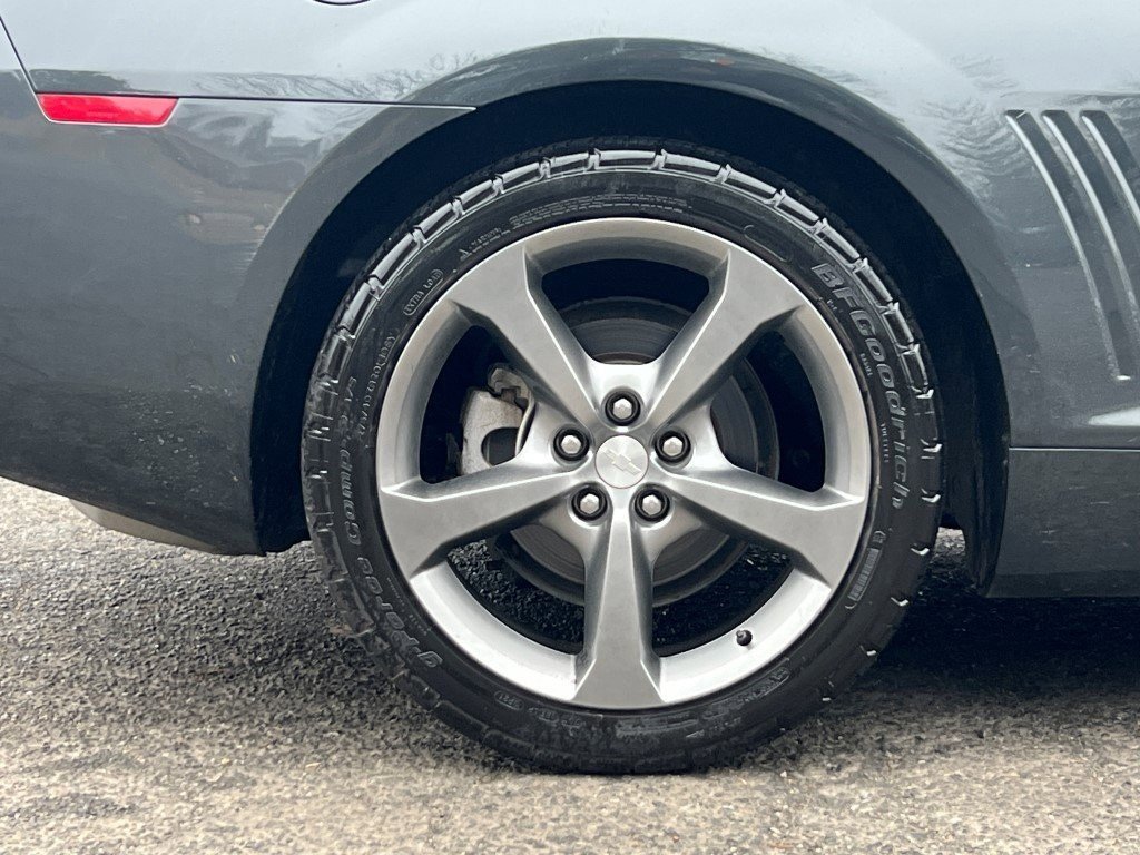 Used 2013 Chevrolet Camaro LT w/ RS Package image 7