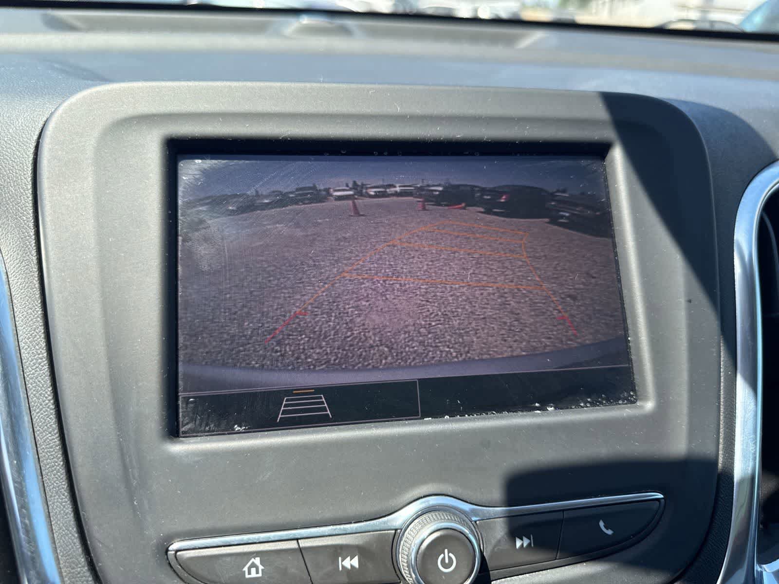 Used 2022 Chevrolet Equinox LS w/ LPO, Floor Liner Package AWD/4WD image 28