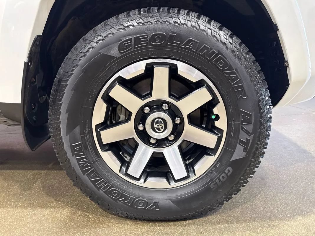 Used 2019 Toyota 4Runner TRD Off-Road AWD/4WD image 73