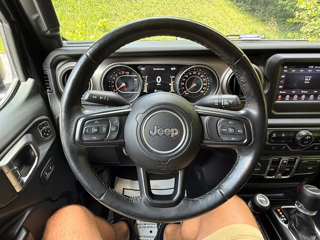 Used 2021 Jeep Gladiator Sport AWD/4WD image 18
