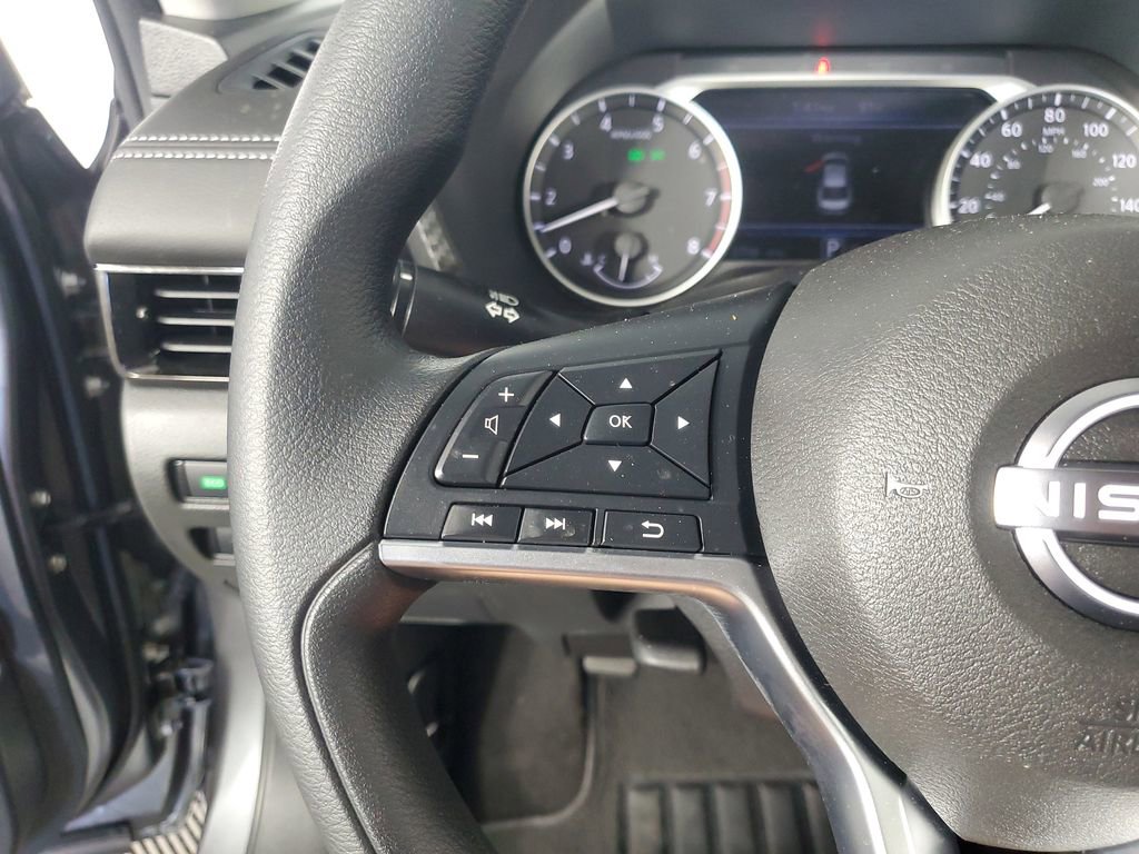 Used 2025 Nissan Sentra SV FWD image 23