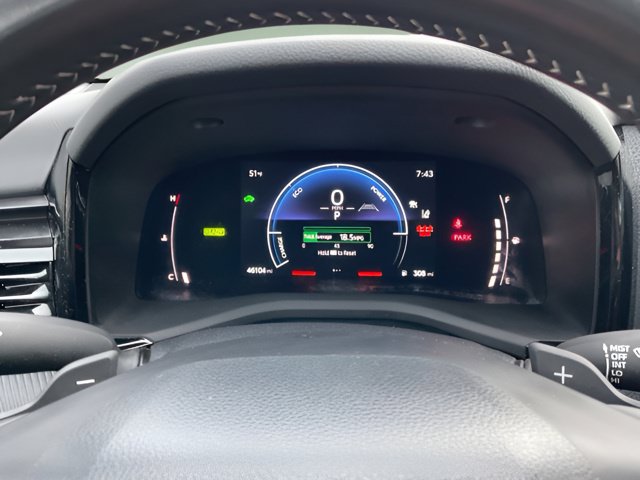 Used 2025 Toyota Camry SE FWD image 15