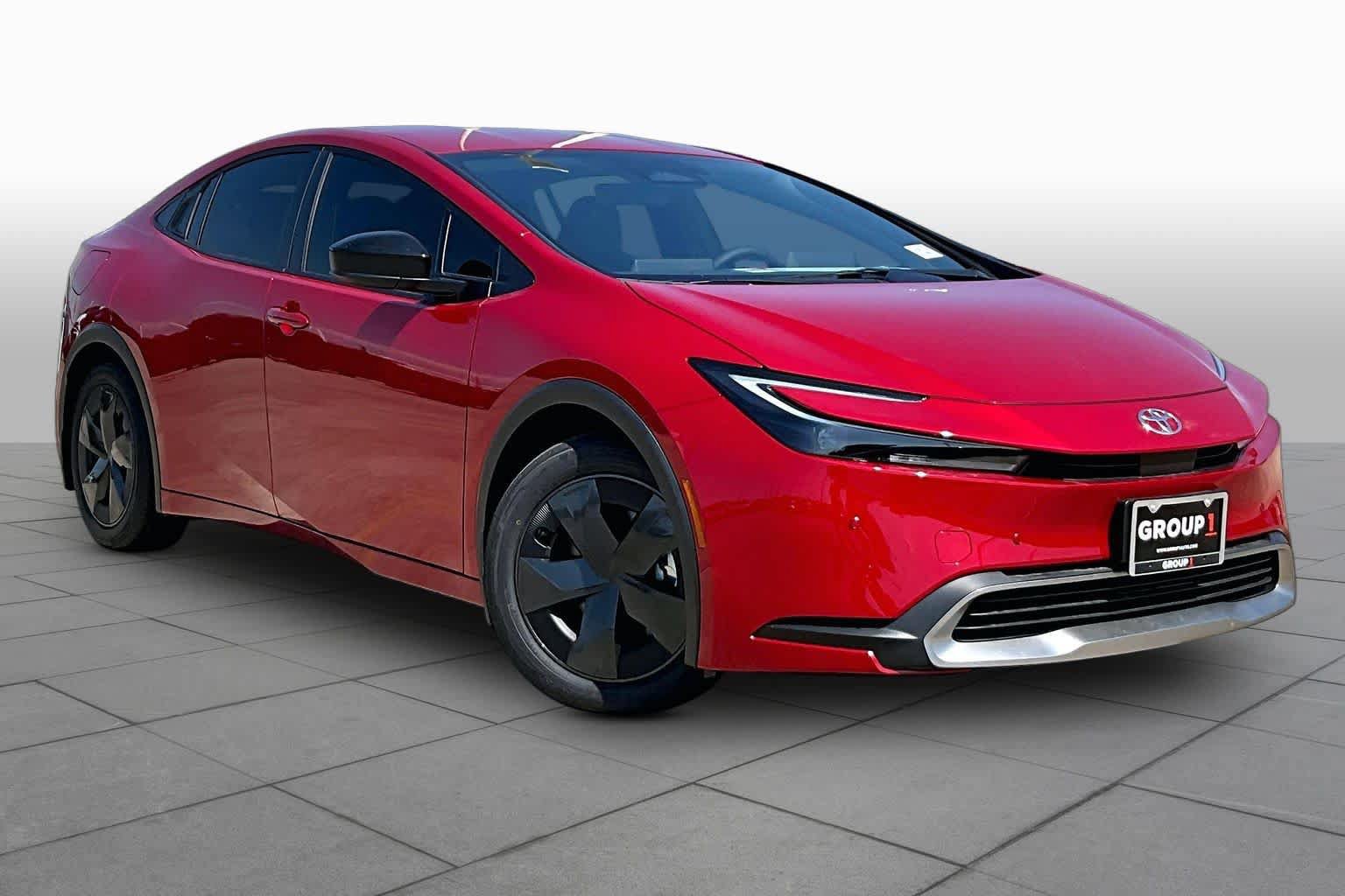 New 2027 Toyota Prius Plug-In Hybrid FWD image 2