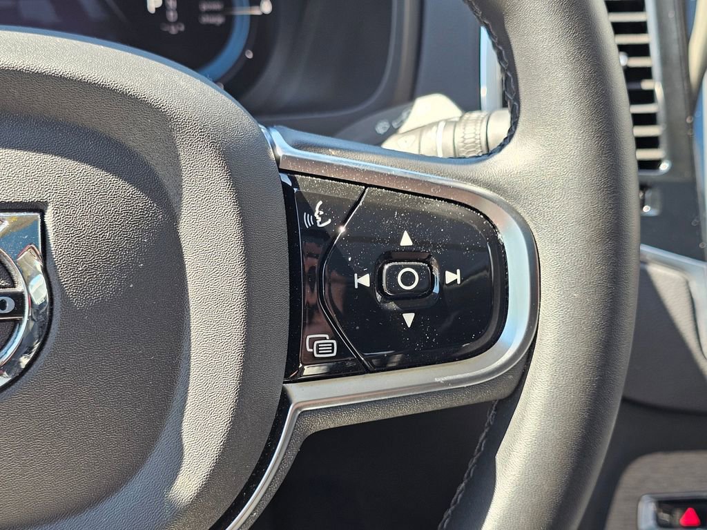 Used 2025 Volvo XC90 T8 Ultra w/ Protection Package image 23