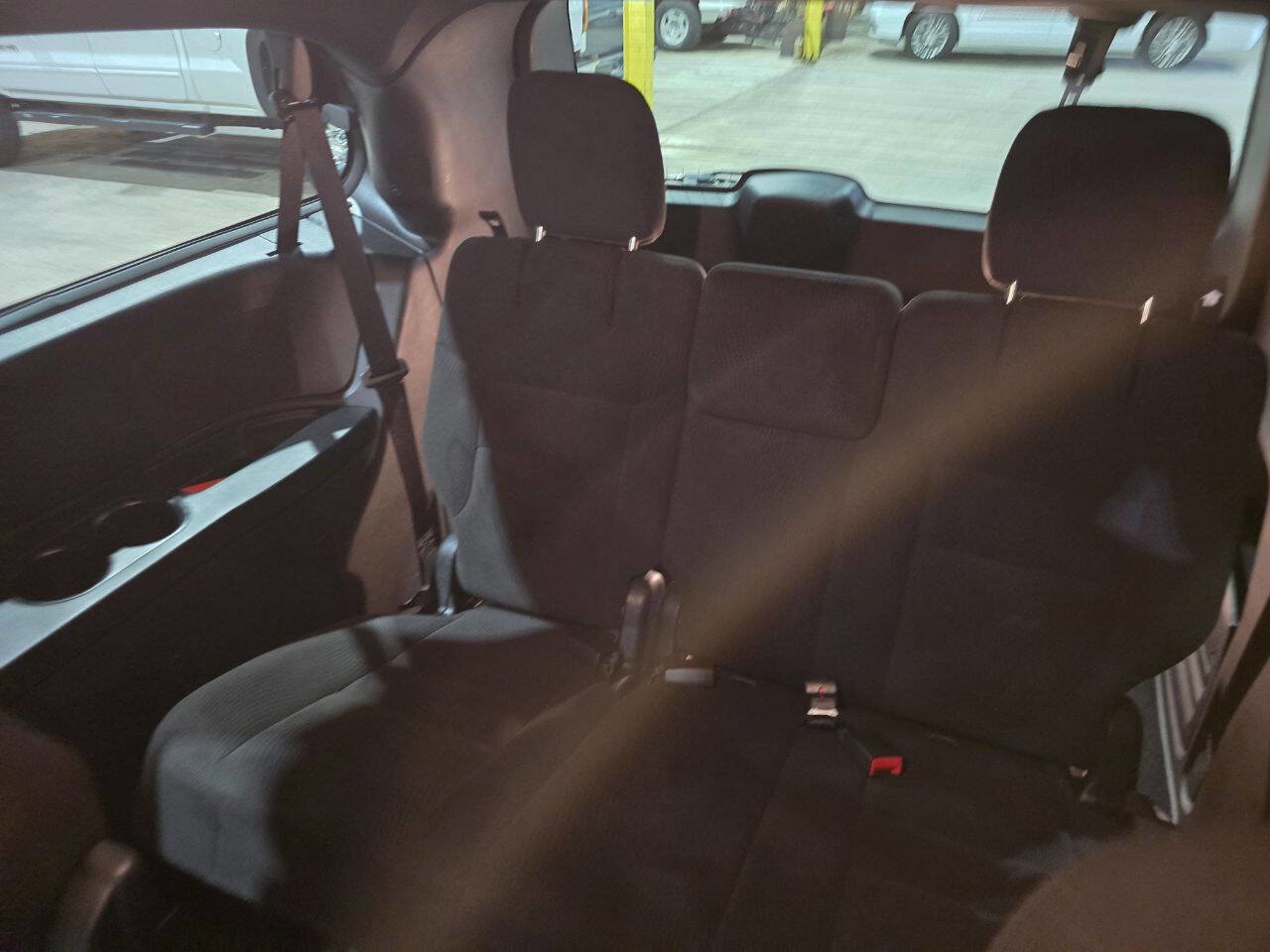 Used 2014 Dodge Grand Caravan SE w/ Quick Order Package 29E SE FWD image 27