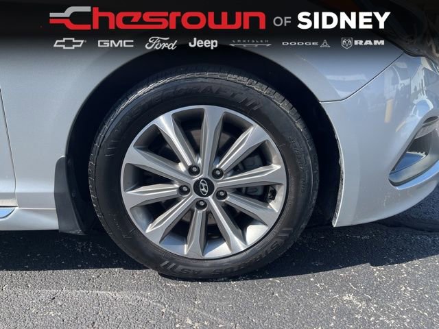 Used 2017 Hyundai Sonata Limited w/ Ultimate Package 04 FWD image 18