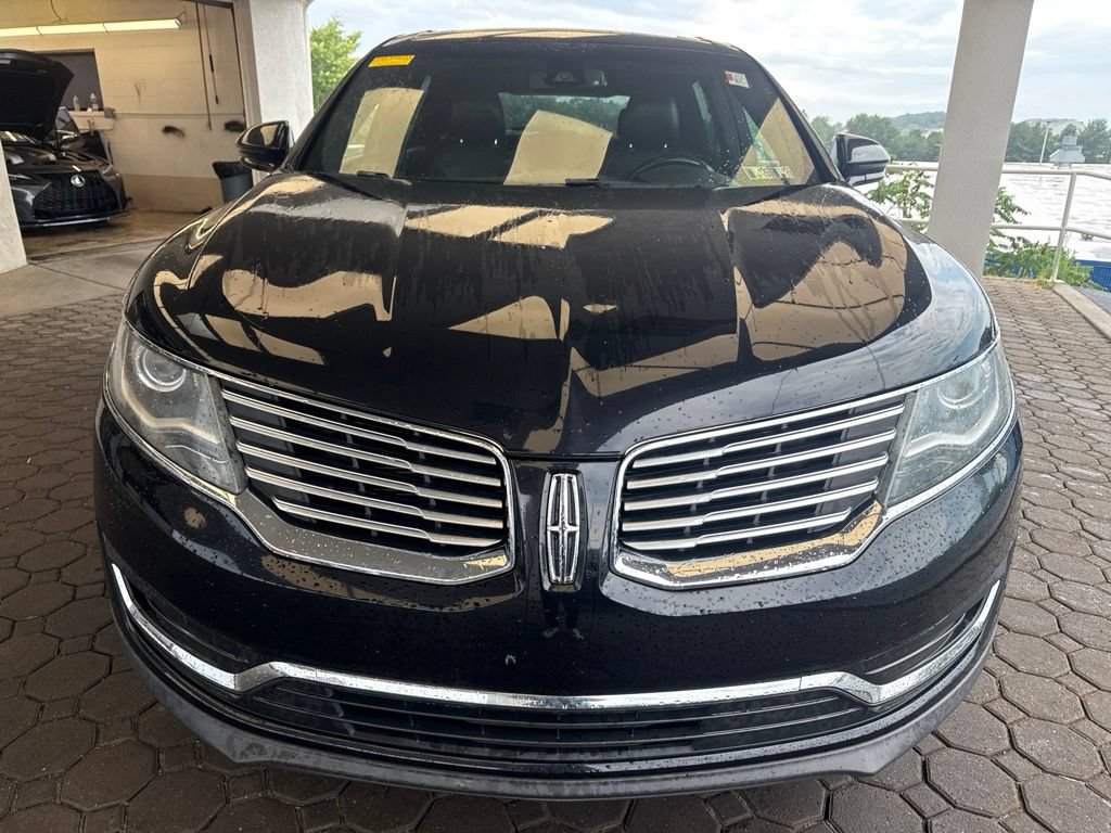 Used 2017 Lincoln MKX Reserve w/ Lincoln MKX Climate Package AWD/4WD image 2