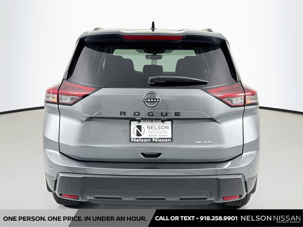 New 2026 Nissan Rogue Dark Armor FWD image 6