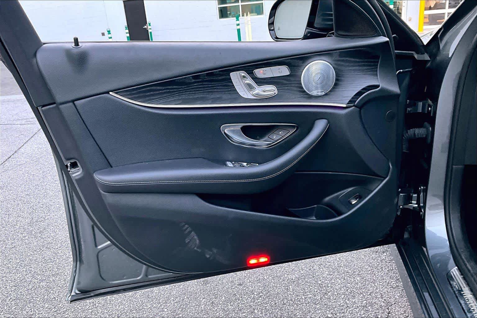 Used 2019 Mercedes-Benz E 450 4MATIC Sedan w/ Premium Package image 22