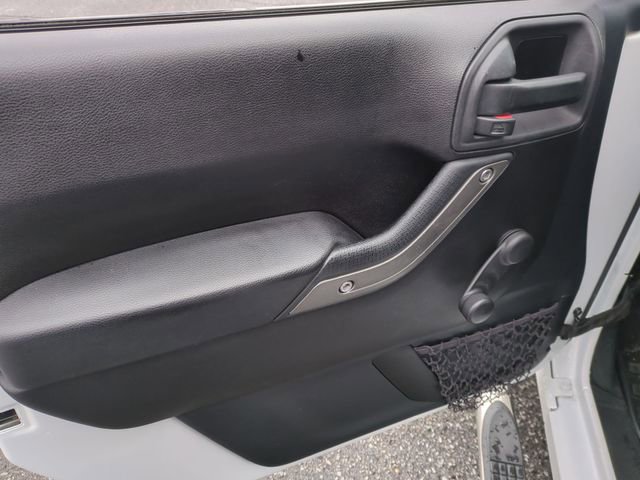 Used 2015 Jeep Wrangler Sport image 12