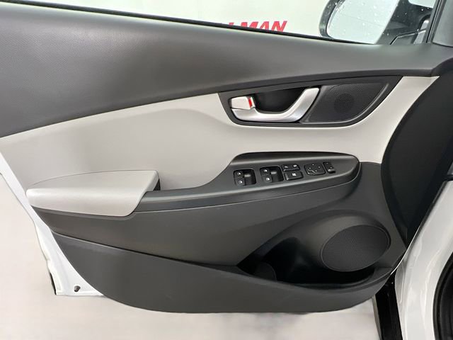 Used 2023 Hyundai Kona SEL w/ Convenience Package image 32
