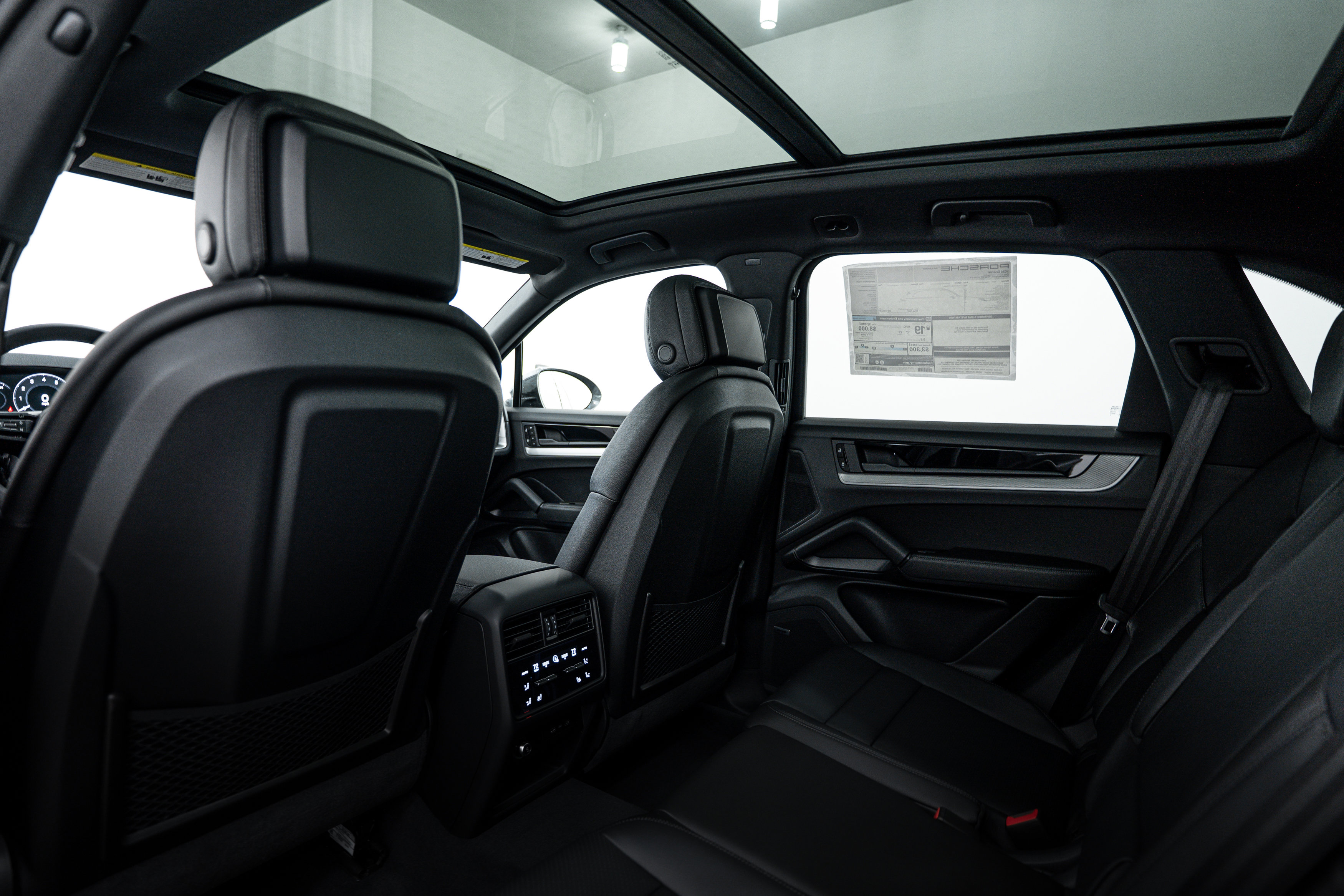 New 2026 Porsche Cayenne image 24