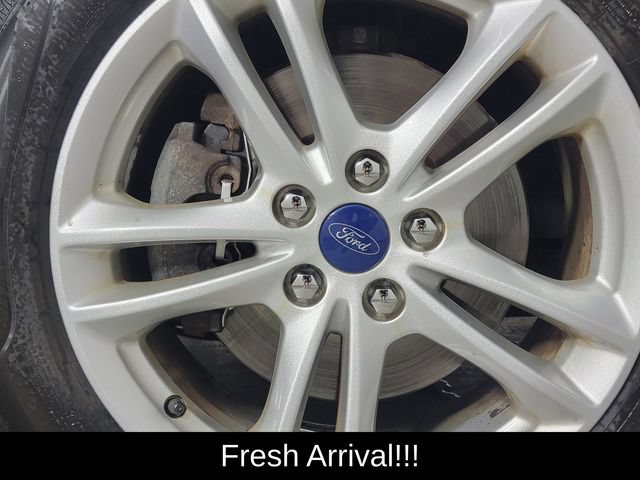 Used 2018 Ford Fusion SE w/ Fusion SE Technology Package FWD image 10
