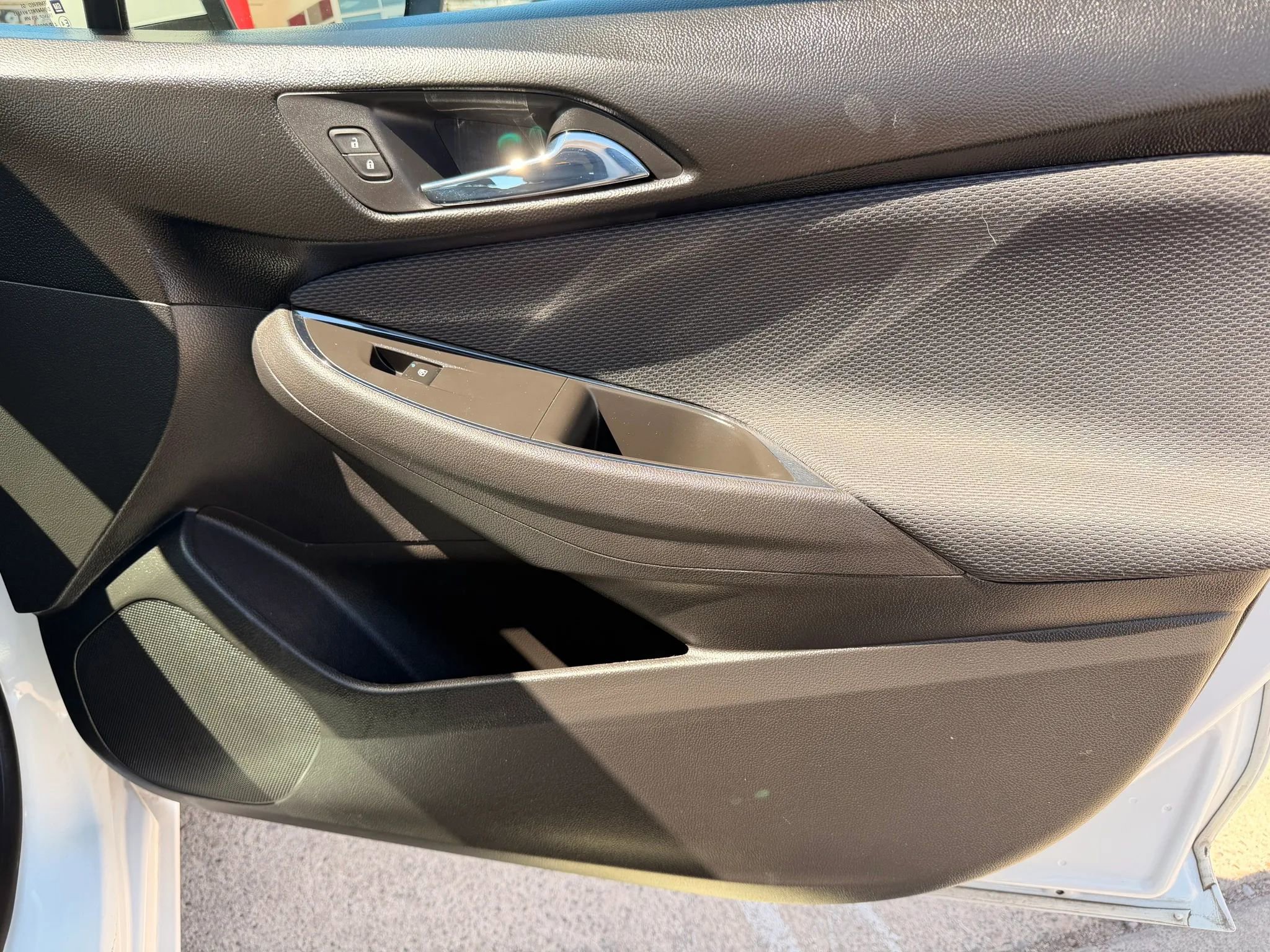 Used 2016 Chevrolet Cruze LS image 20