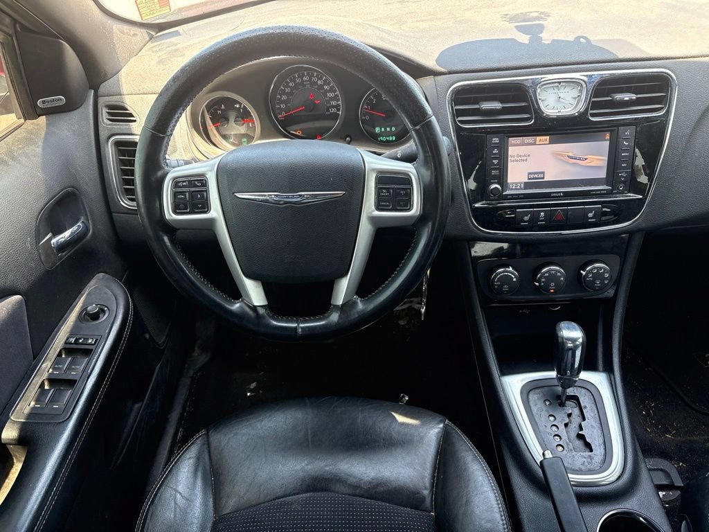 Used 2011 Chrysler 200 S FWD image 13