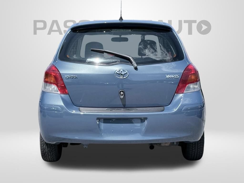 Used 2009 Toyota Yaris 2-Door Hatchback FWD image 6