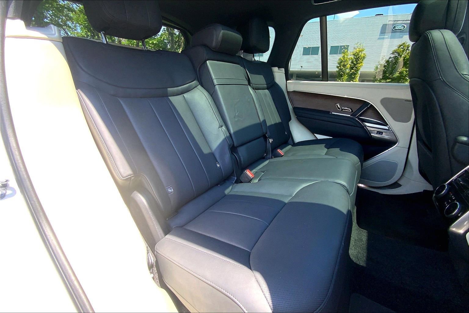 Used 2023 Land Rover Range Rover SE AWD/4WD image 19