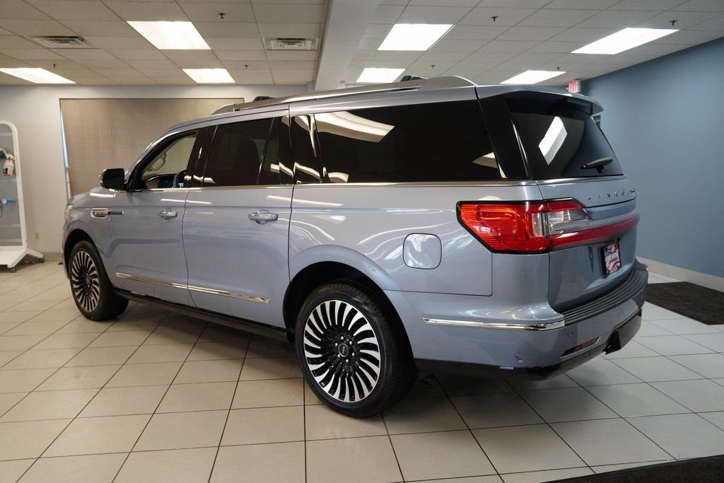 Used 2021 Lincoln Navigator L Black Label w/ Cargo Convenience Package image 8