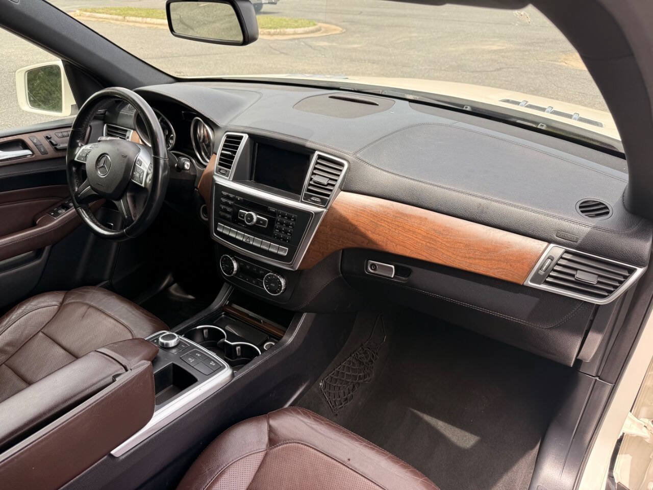 Used 2014 Mercedes-Benz ML 550 4MATIC image 17