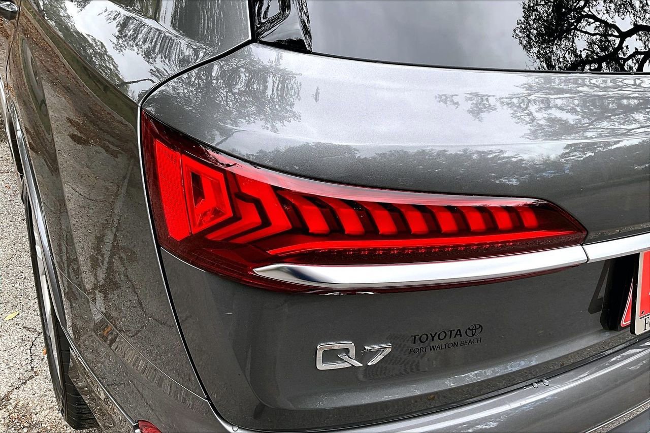 Used 2020 Audi Q7 2.0T Premium w/ Convenience Package image 20