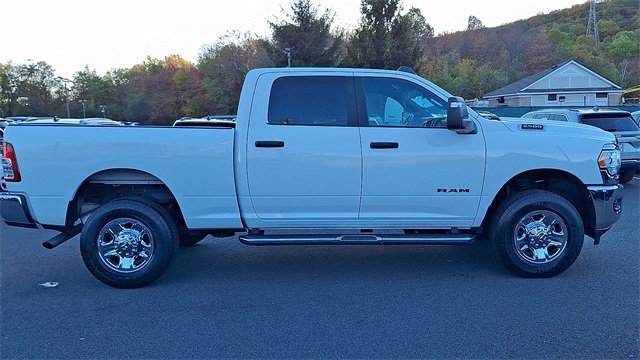 Used 2024 RAM 2500 Big Horn w/ Bed Utility Group image 9