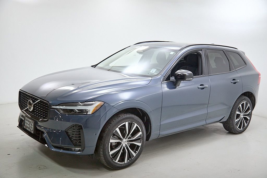 Certified 2024 Volvo XC60 B5 Plus w/ Climate Package image 7
