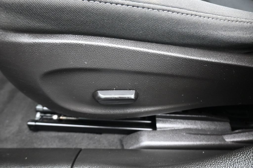 Used 2016 Chevrolet Cruze LT w/ Enhanced Safety Package FWD image 12