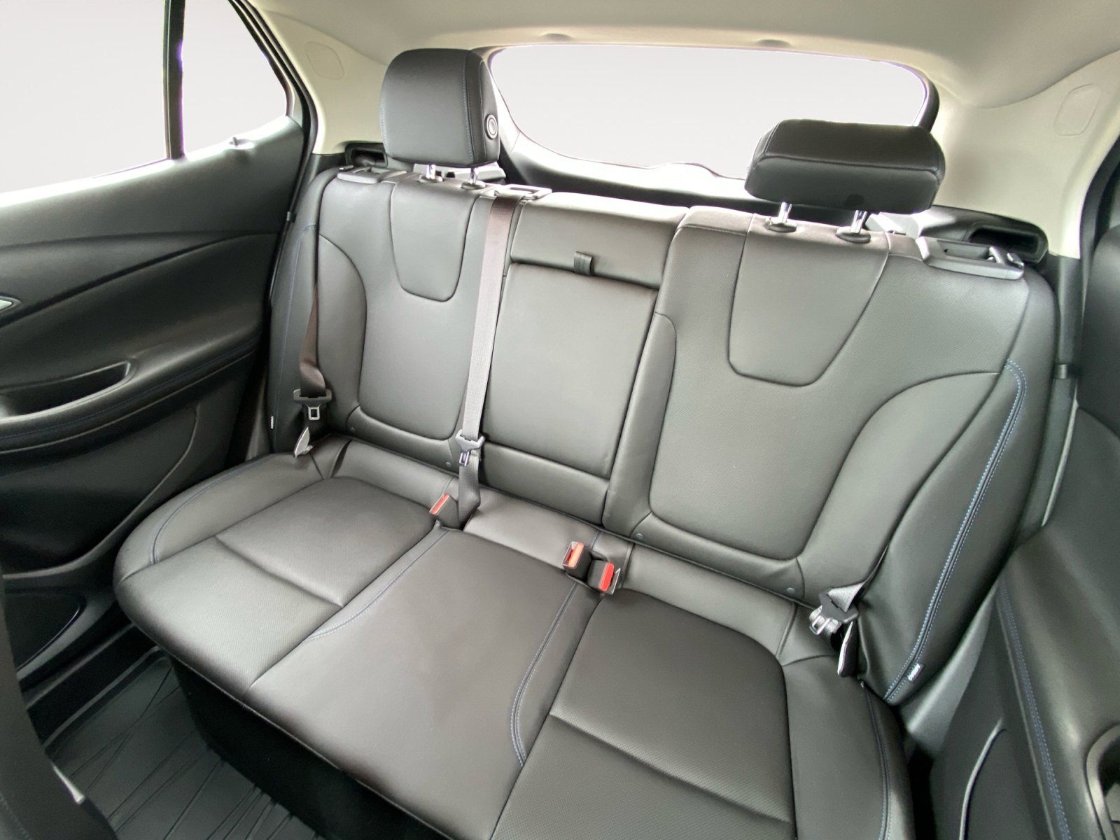 New 2026 Buick Encore GX Sport Touring w/ Advanced Technology Package FWD image 24