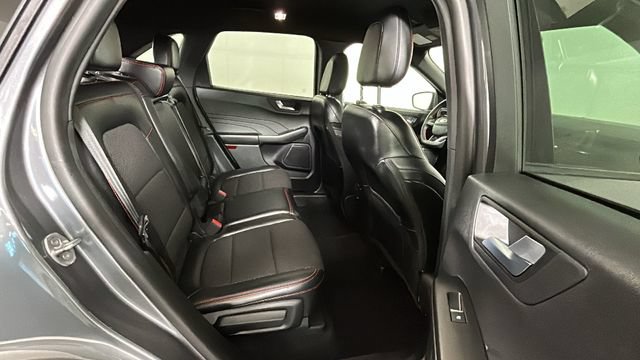 Used 2023 Ford Escape ST-Line AWD/4WD image 30