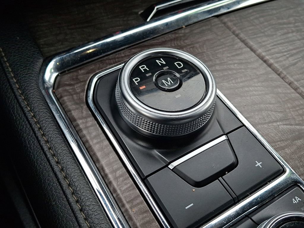 Used 2021 Ford Expedition Limited image 16