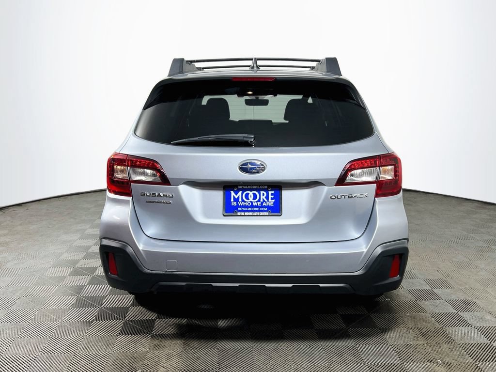 Used 2018 Subaru Outback 2.5i Premium AWD/4WD image 6