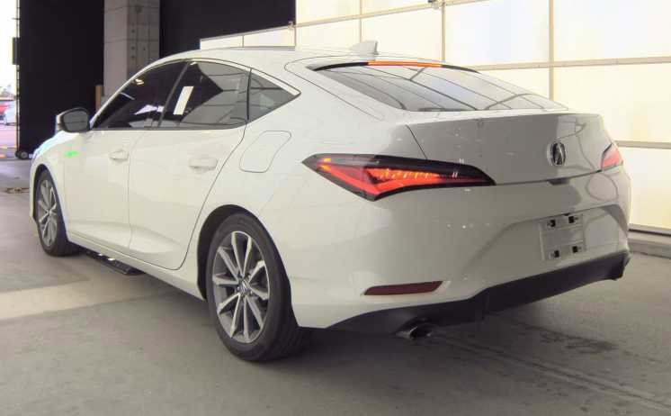 Used 2023 Acura Integra image 3