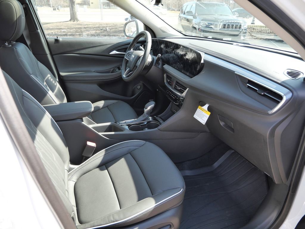 New 2026 Buick Encore GX Avenir w/ Avenir Technology Package image 22