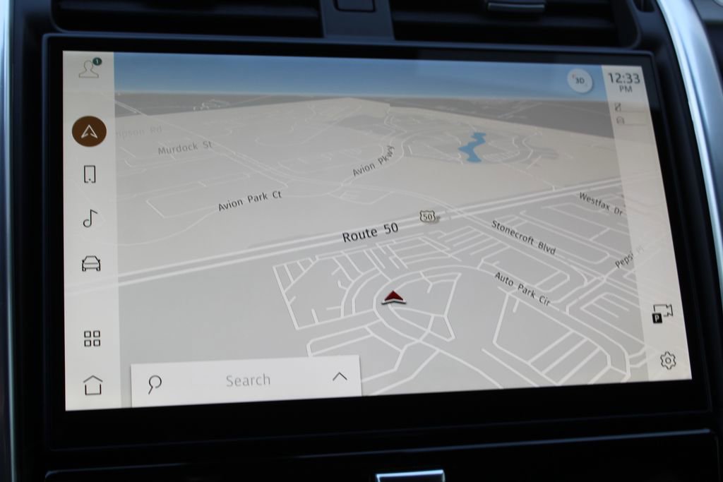 Used 2025 Land Rover Discovery Dynamic SE image 20