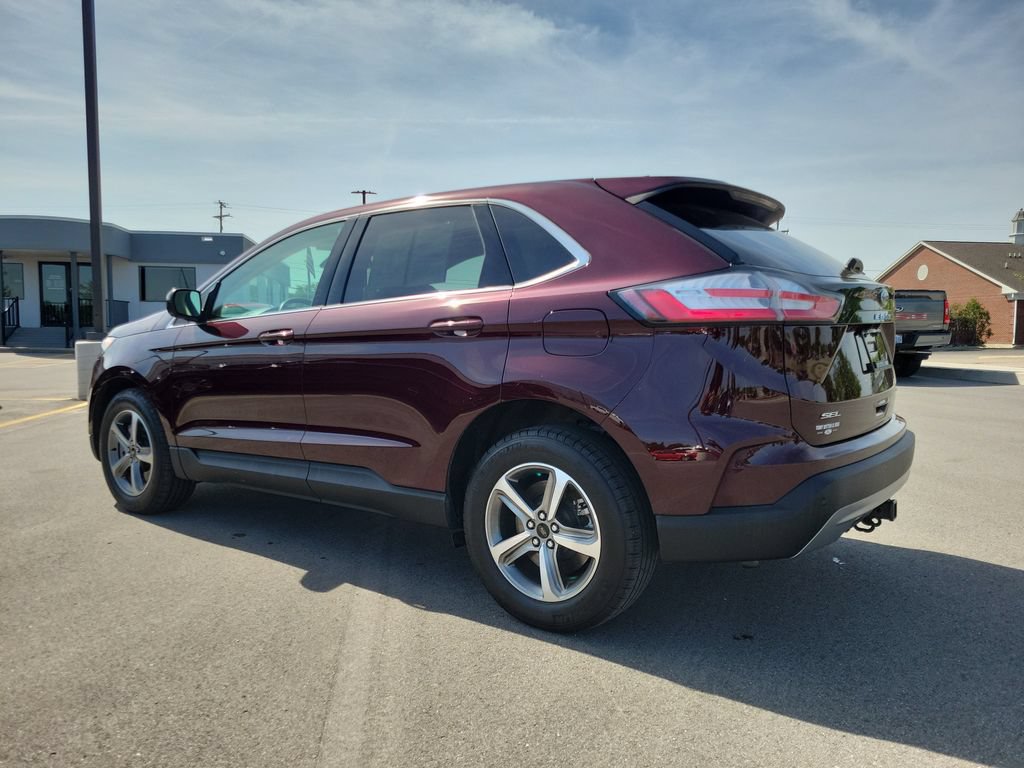 Used 2023 Ford Edge SEL w/ Convenience Package AWD/4WD image 3