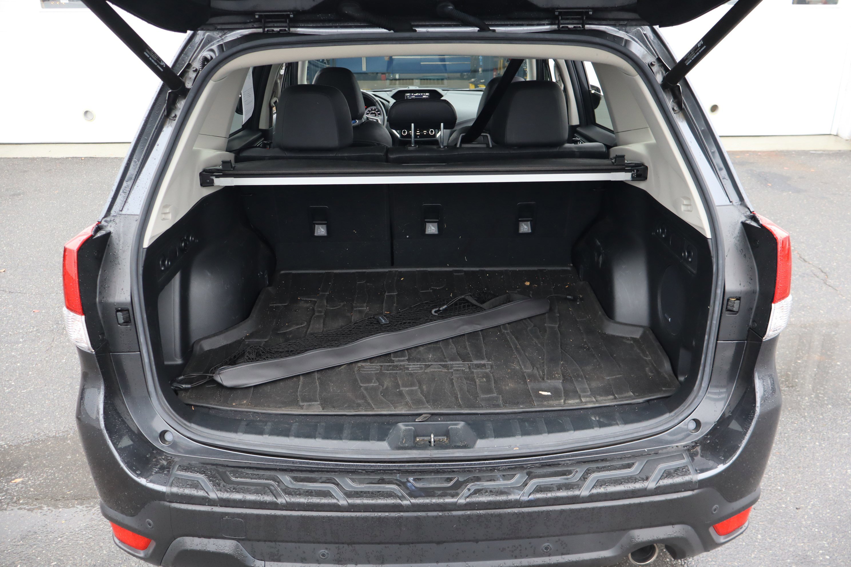 Used 2019 Subaru Forester Limited w/ Popular Package #3 image 35