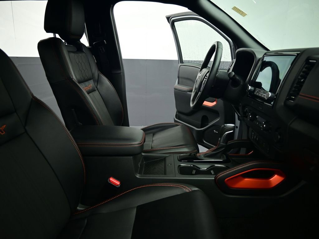 Used 2024 Nissan Frontier PRO-4X w/ Pro Premium Package image 58