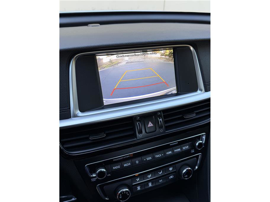 Used 2020 Kia Optima LX image 15