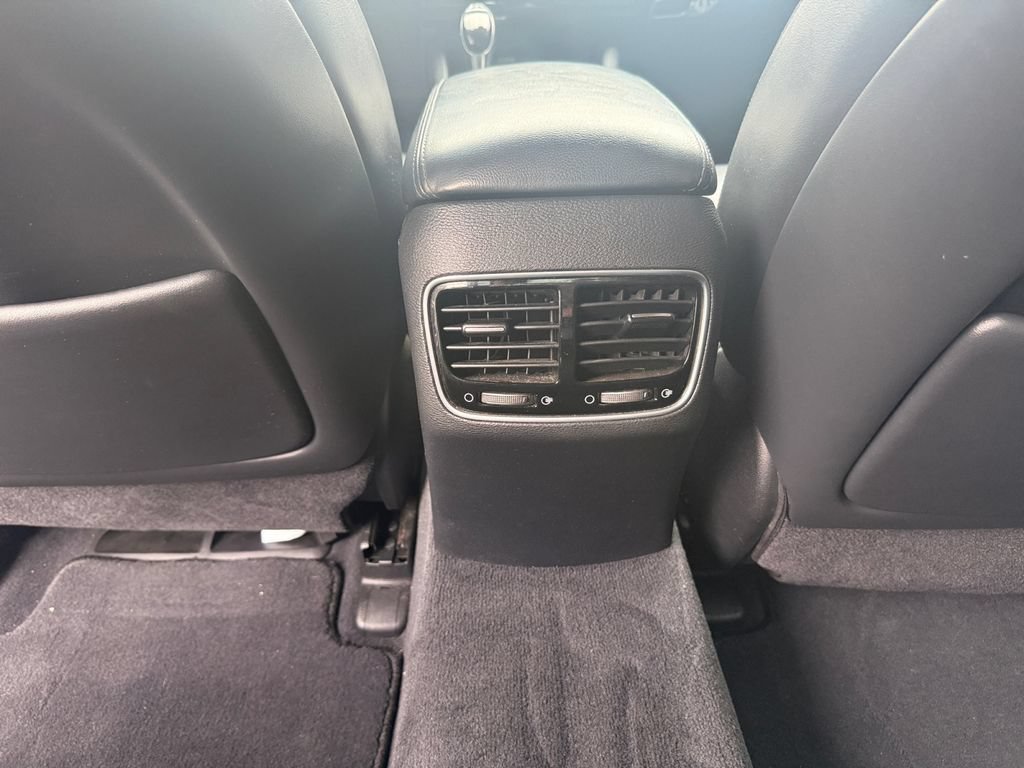 Used 2015 Kia K900 Luxury RWD image 29