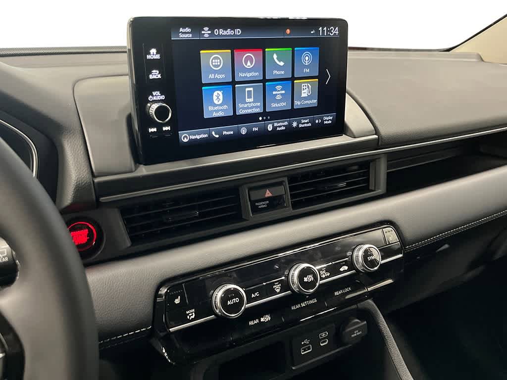 New 2025 Honda Pilot Touring image 17
