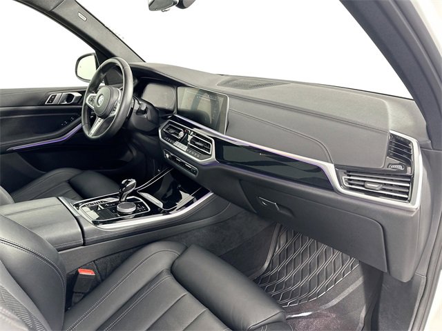 Used 2022 BMW X5 xDrive40i w/ Premium Essential Package image 29