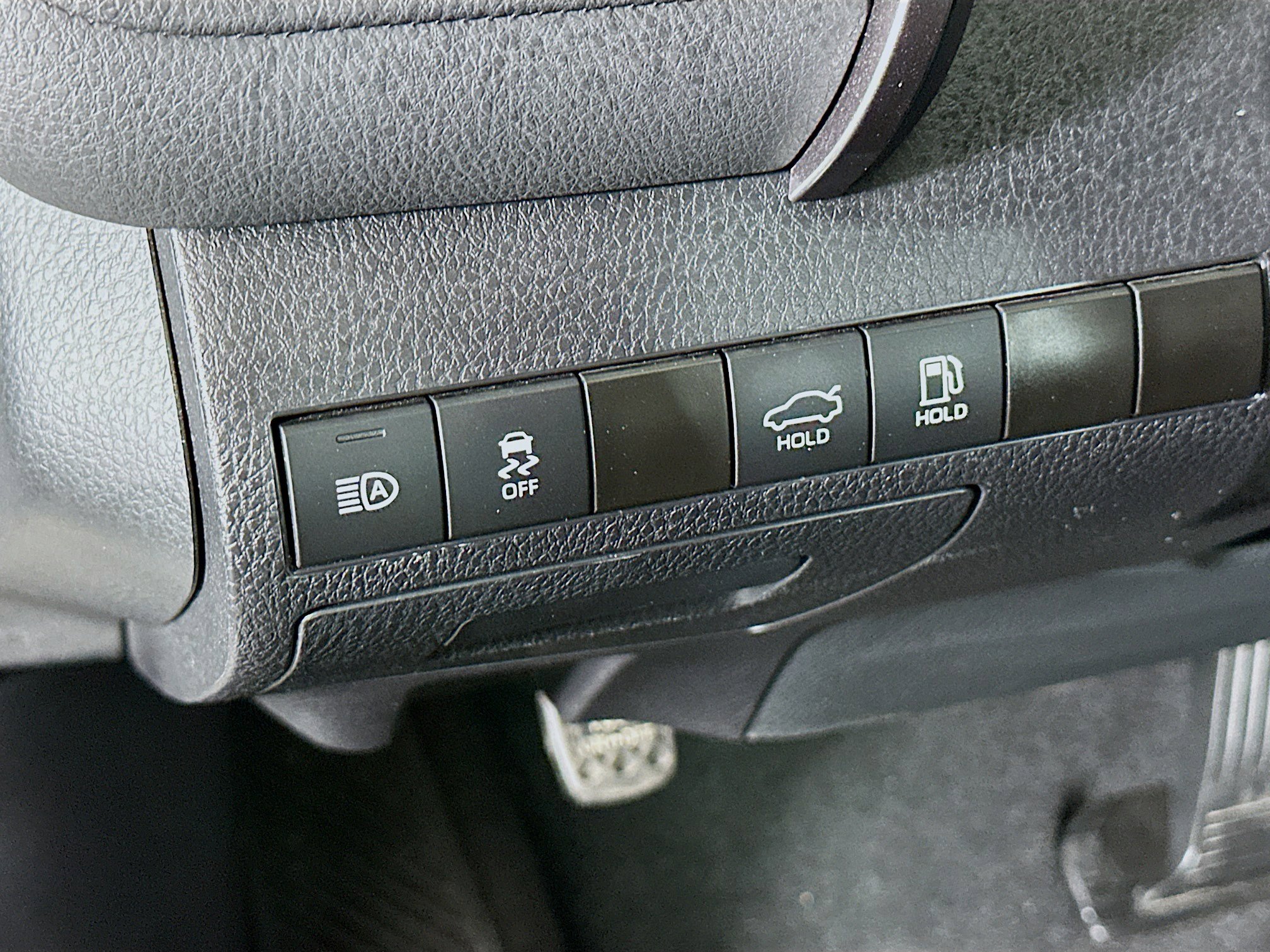 Used 2023 Toyota Camry SE image 16