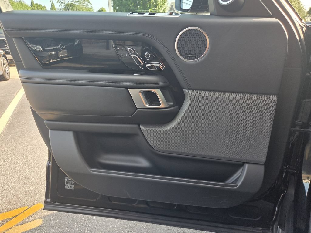 Used 2020 Land Rover Range Rover HSE AWD/4WD image 29