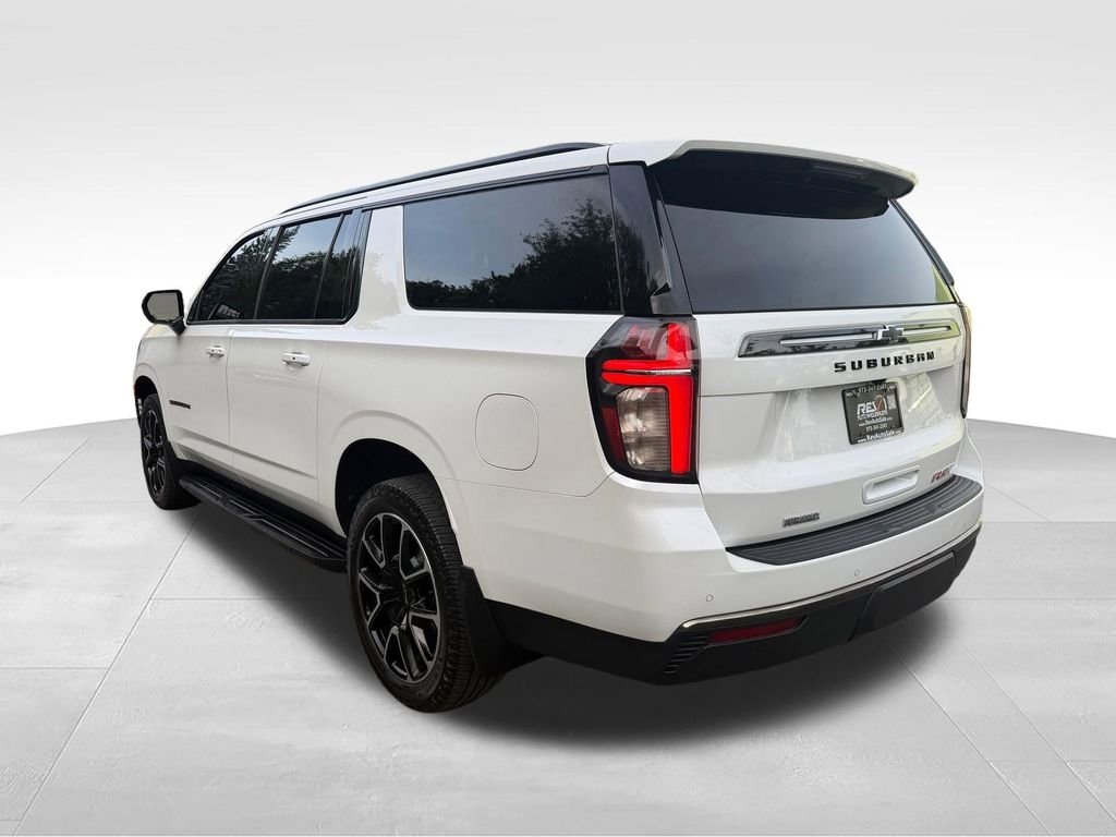 Used 2021 Chevrolet Suburban RST RWD image 4