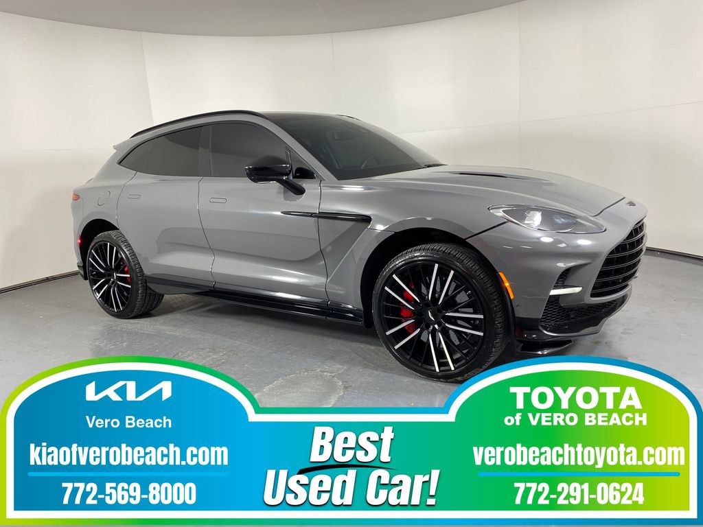 Used 2024 Aston Martin DBX 707 image 1